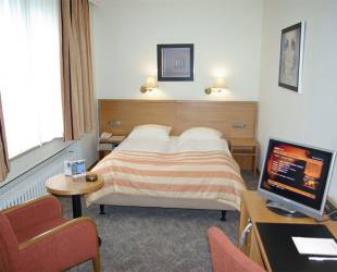 Chambre double Etage 1 (MUREAUX)